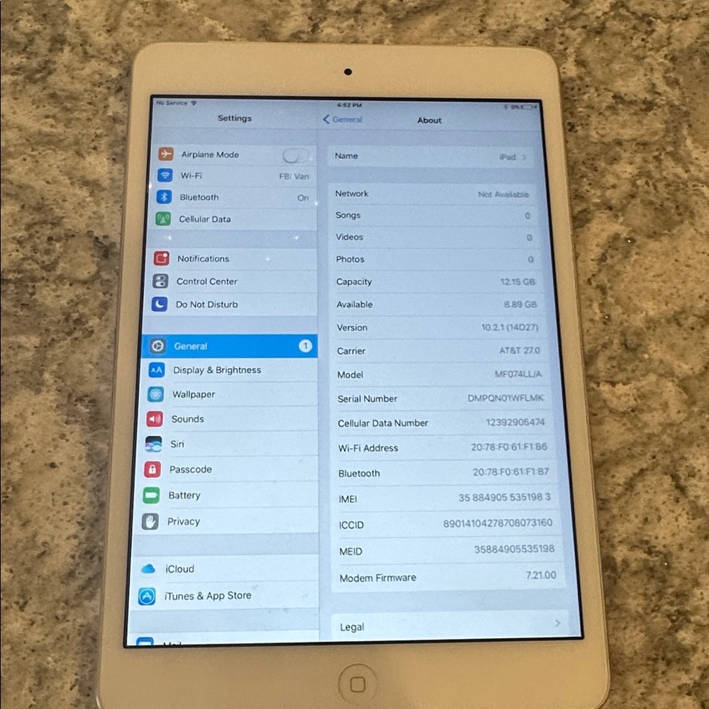 Apple iPad Mini 1st Gen 16GB Wi-Fi +Cellular (AT&T) 7.9” Good Working condition - Picture 2 of 2